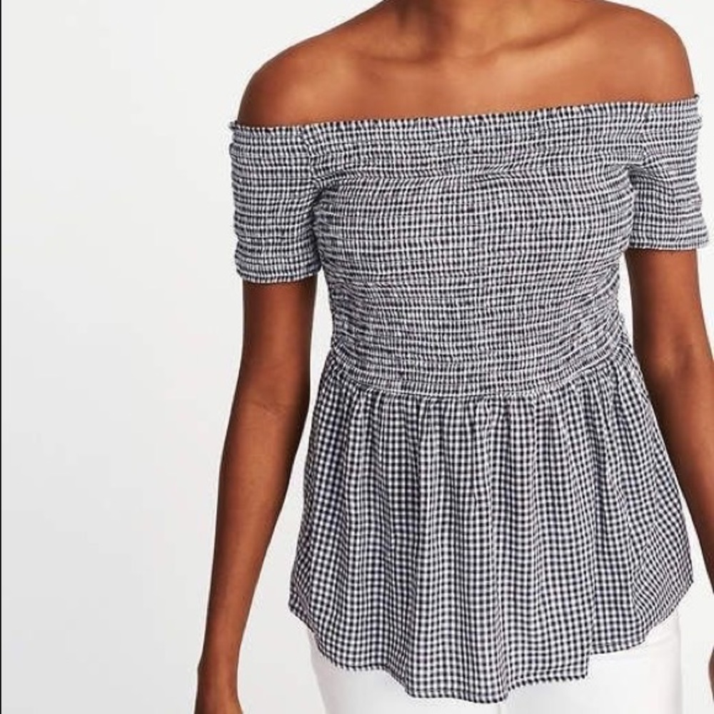 Old Navy Off the Shoulder Smocked Gingham Top